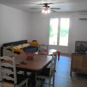 Refurbished 4 People 300m From The Sea Appartement
